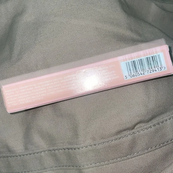 ✨Host Pick✨ Charlotte Tilbury Pillow Talk Beauty Light Wand - Picture 8 of 11